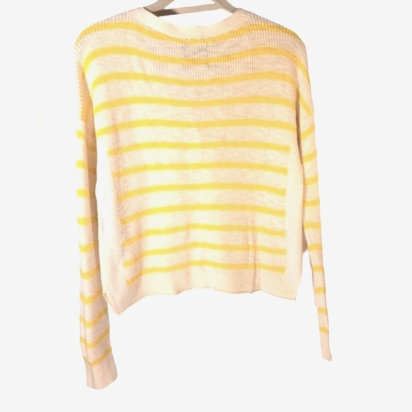 Abercrombie & Fitch Sweater Cropped Cream Yellow XS 100% Cotton Soft Stretchy ๐ - Picture 4 of 4
